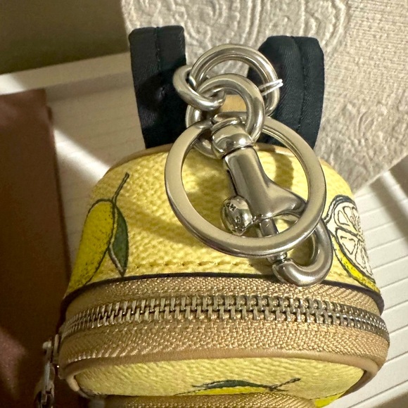 NWT Coach Mini backpack keychain Cream and Yellow Lemon Print SOLD OUT - Picture 3 of 3